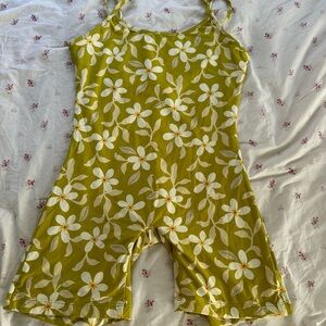 Lokahi plumeria active romper
